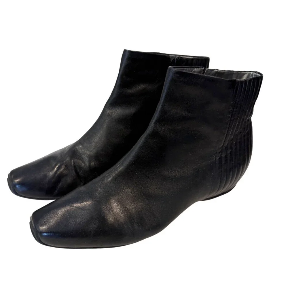 Kenneth Cole Southern Sky Women's Black Quilted Ankle Square Toe Booties 7.5